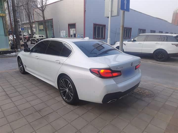 Фото 5 - BMW 5 Series