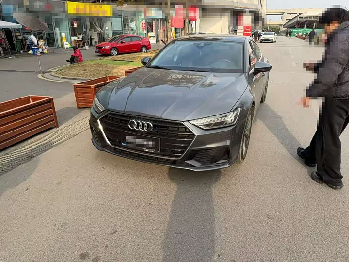 Фото 1 - Audi A7