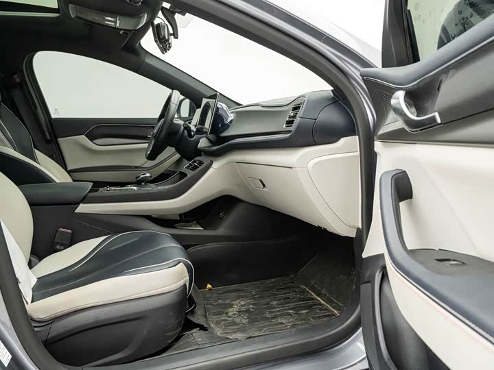 Фото 8 - BYD Qin Plus