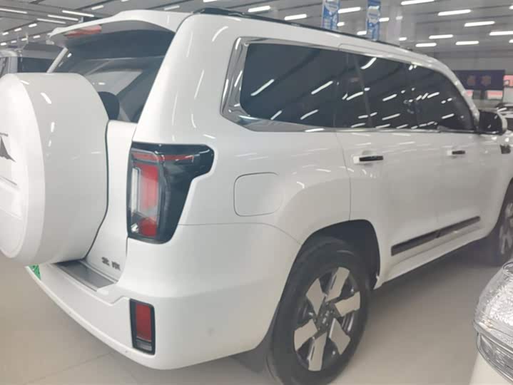 Фото 3 - BAIC Beijing BJ60 Hybrid