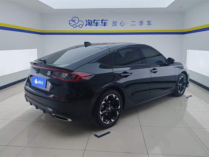 Фото 3 - Honda Civic