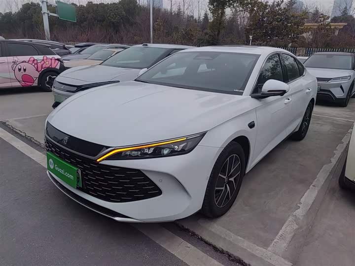 Фото 1 - BYD Qin L