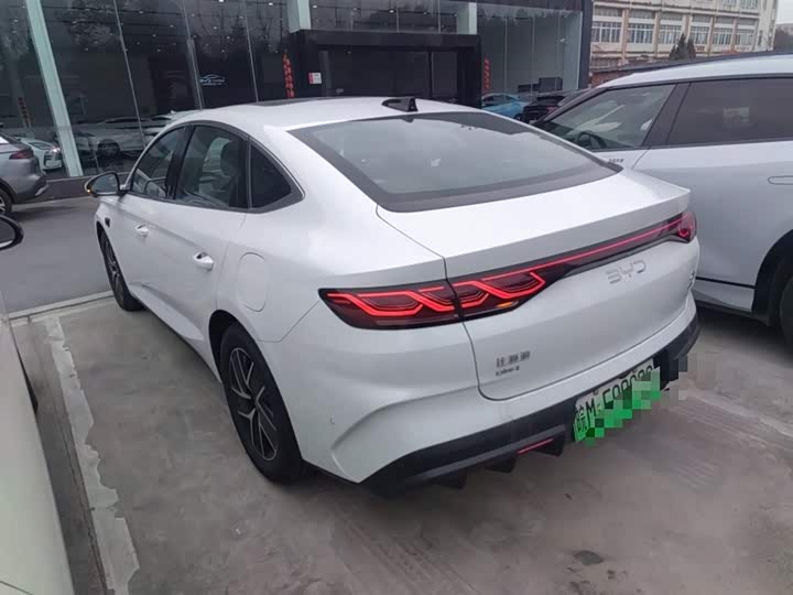 Фото 5 - BYD Qin L