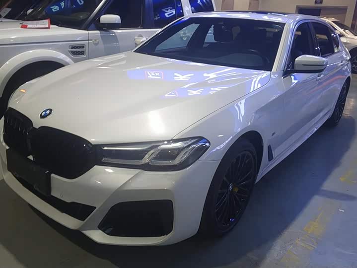 Фото 1 - BMW 5 Series