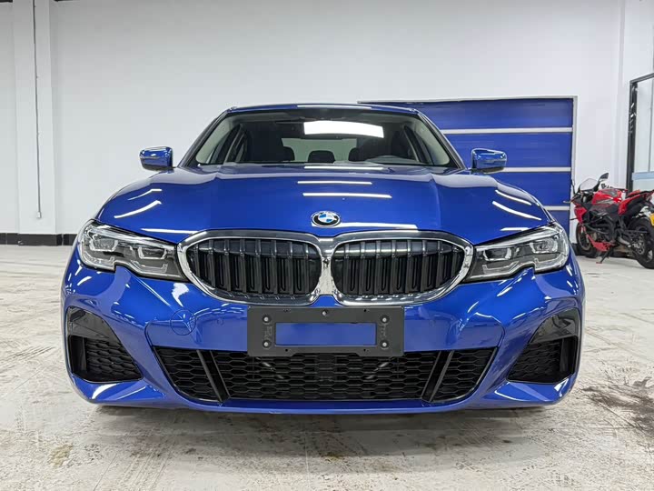 Фото 4 - BMW 3 Series