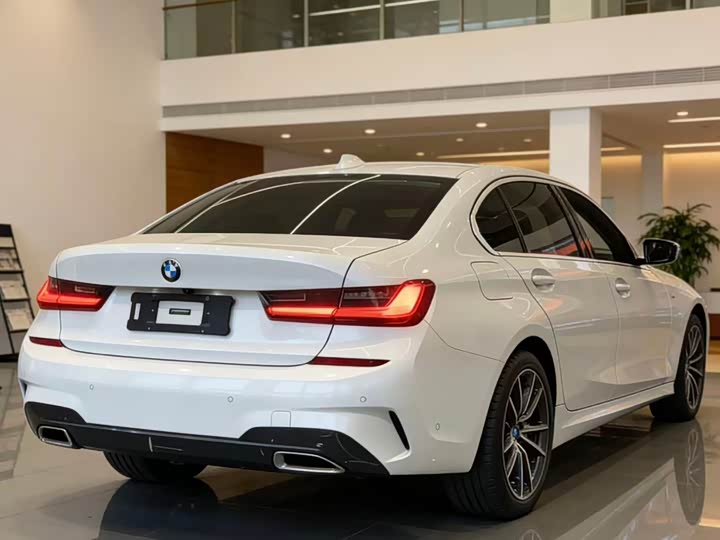 Фото 6 - BMW 3 Series