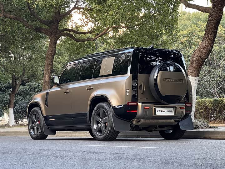 Фото 6 - Land Rover Defender