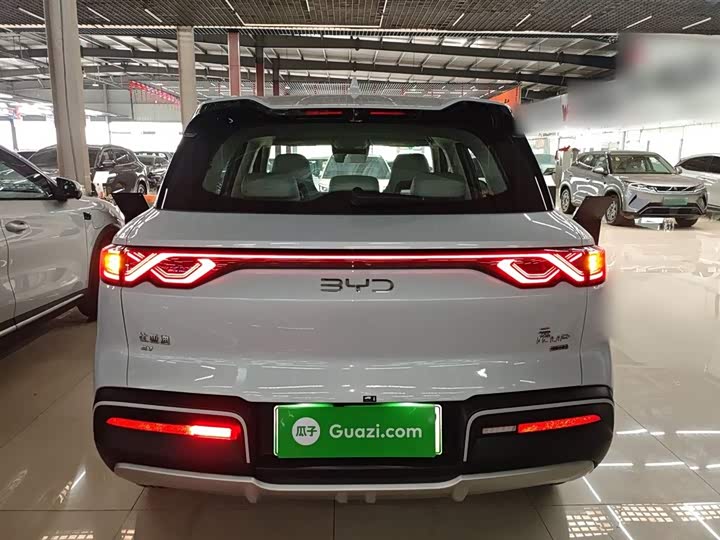 Фото 6 - BYD Yuan Up