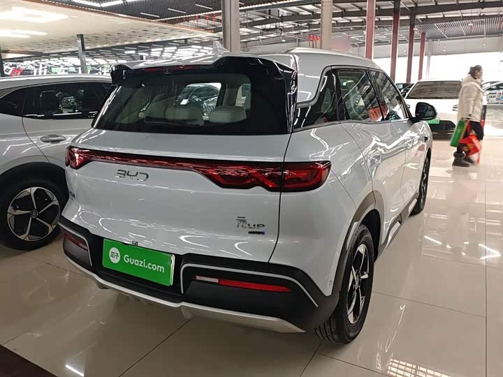 Фото 7 - BYD Yuan Up