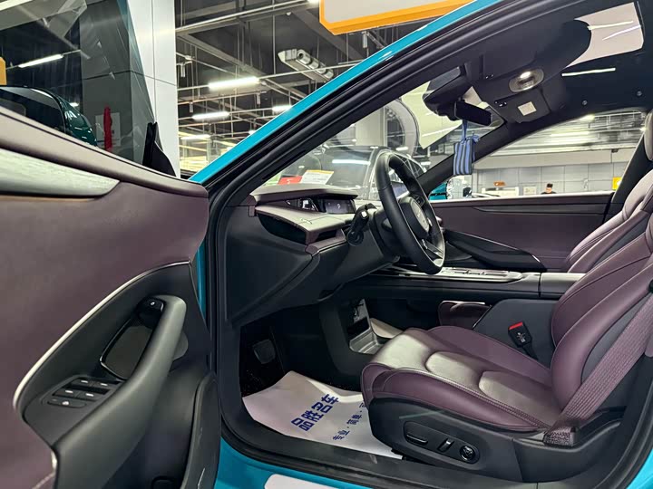 Фото 7 - Xiaomi SU7