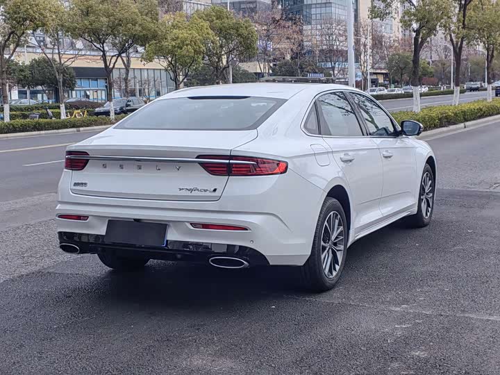 Photo 7 - Geely Preface