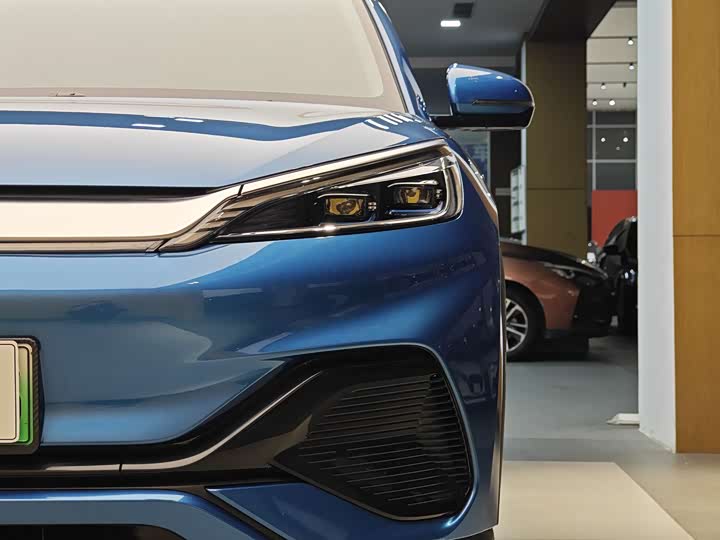 Фото 2 - BYD Yuan Plus