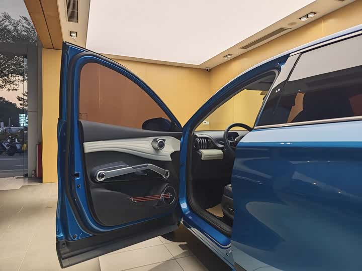 Фото 7 - BYD Yuan Plus