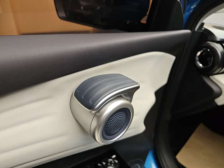 Фото 8 - BYD Yuan Plus