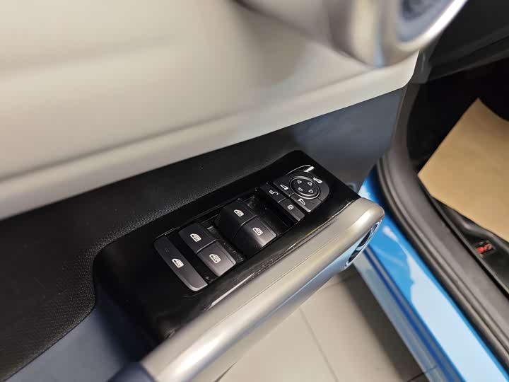 Фото 9 - BYD Yuan Plus