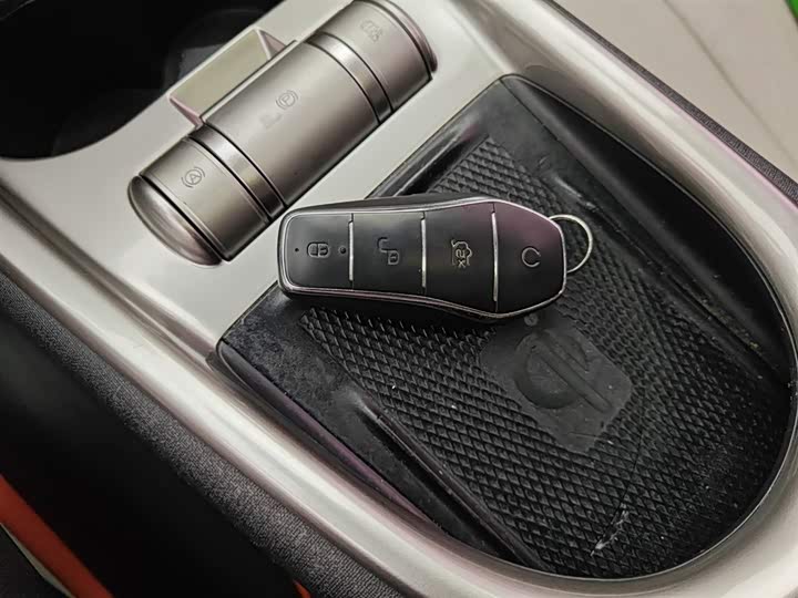 Фото 9 - BYD Dolphin