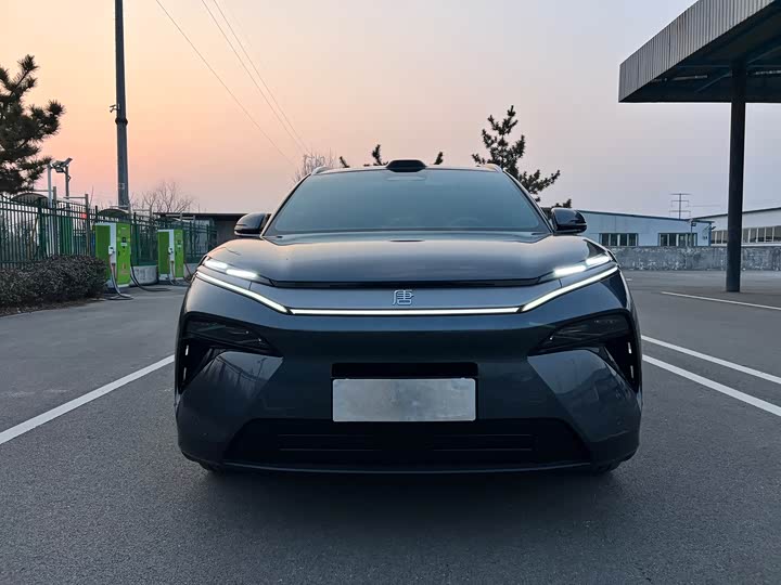 Фото 2 - BYD Tang L