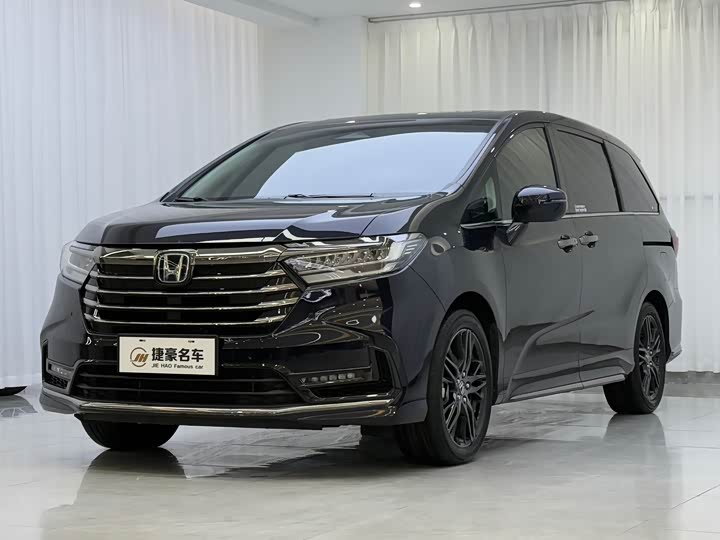 Фото 1 - Honda Odyssey