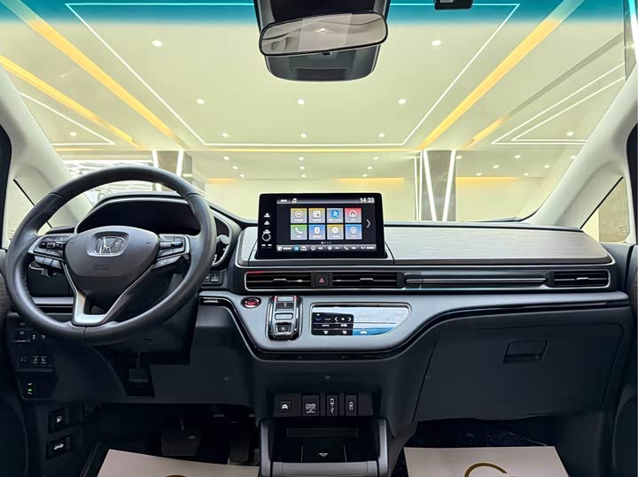 Фото 8 - Honda Odyssey