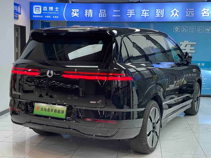 Фото 4 - Denza N8L