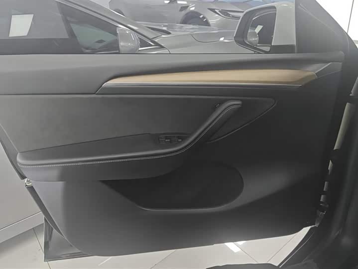 Фото 7 - Tesla Model Y