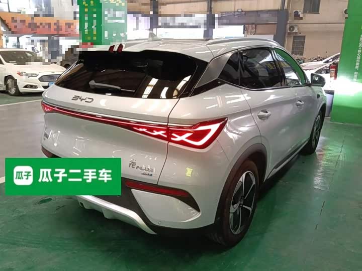 Фото 7 - BYD Yuan Plus