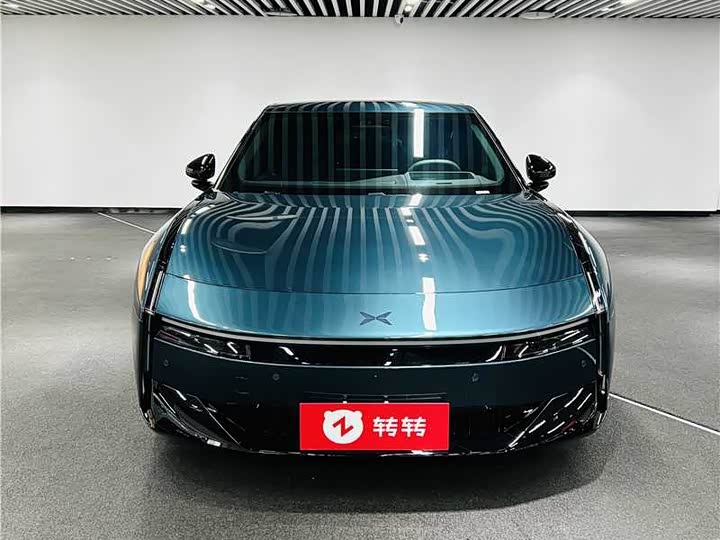 Фото 2 - XPeng P7