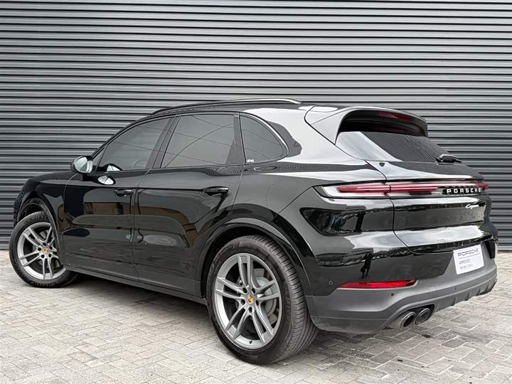 Фото 3 - Porsche Cayenne