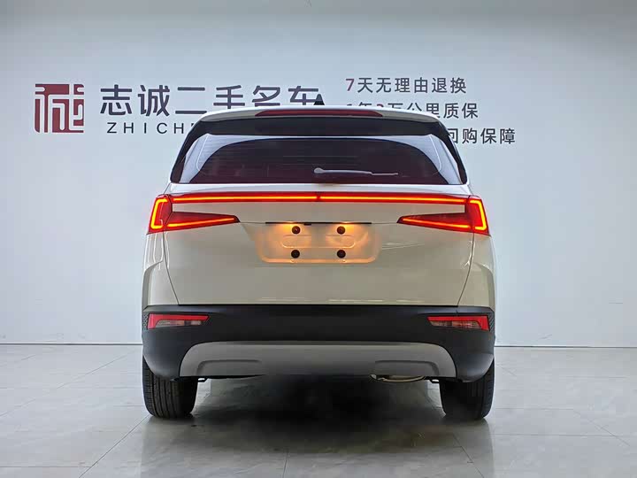 Фото 5 - Hyundai Custo