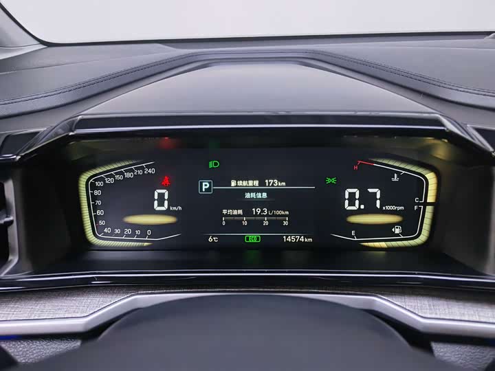 Фото 7 - Hyundai Custo