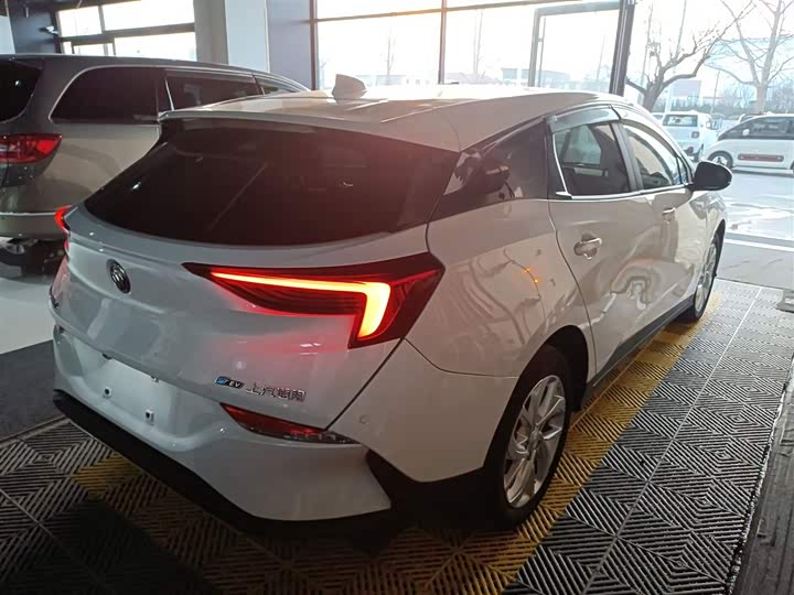 Фото 7 - Buick Velite 6