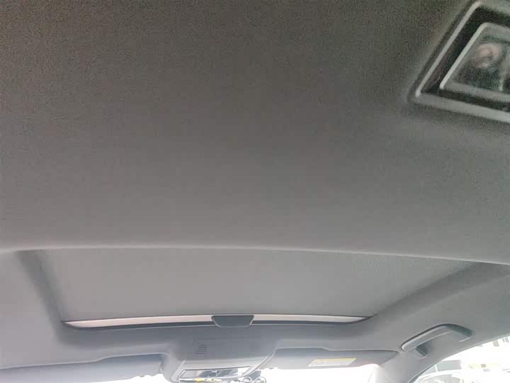 Фото 9 - Volkswagen Golf