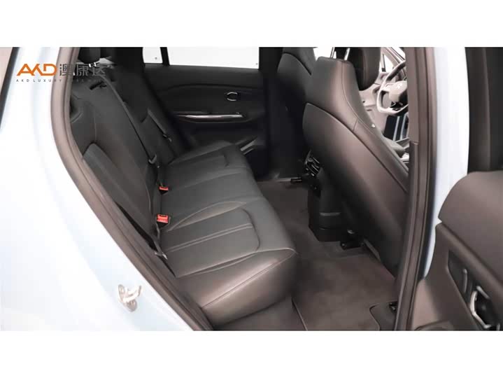 Фото 8 - Nio ES6