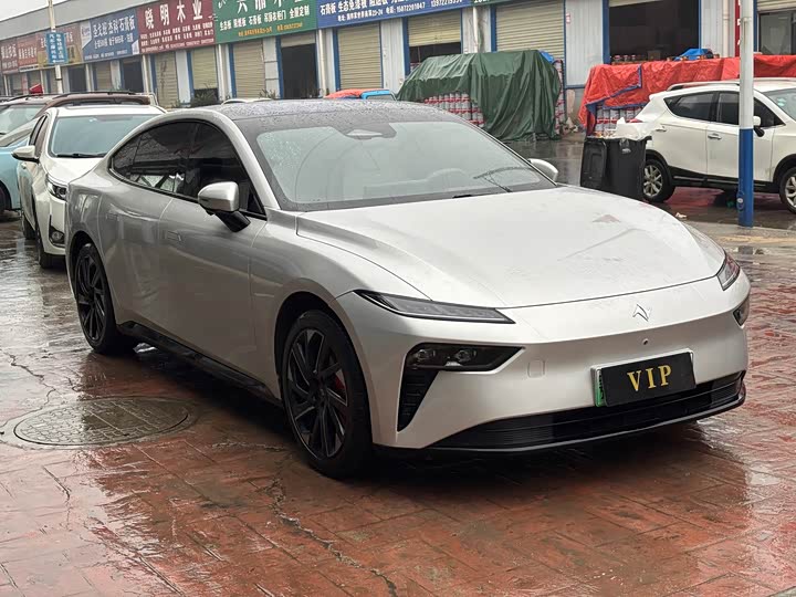 Фото 3 - Dongfeng Yipai eπ 007