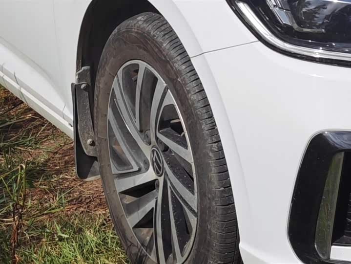 Фото 6 - Volkswagen Lavida