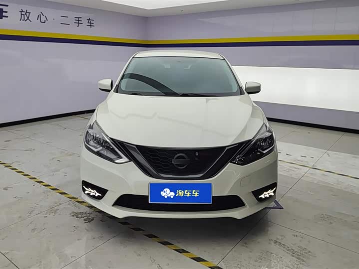 Фото 2 - Nissan Sylphy