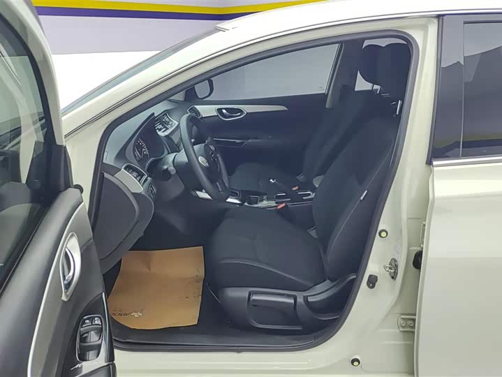 Фото 9 - Nissan Sylphy