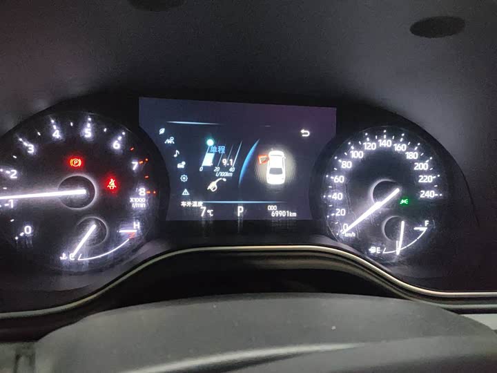 Фото 7 - Toyota Avalon