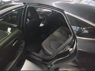 Фото 8 - Toyota Avalon