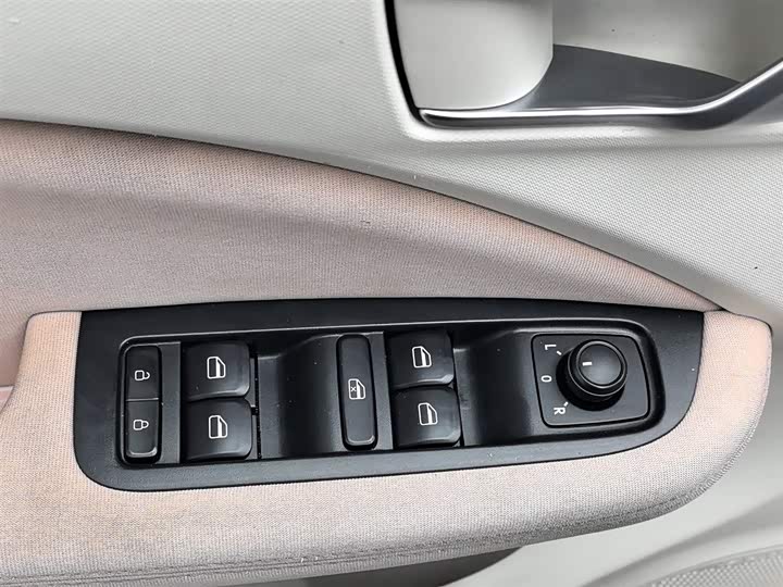 Фото 9 - Leapmotor T03