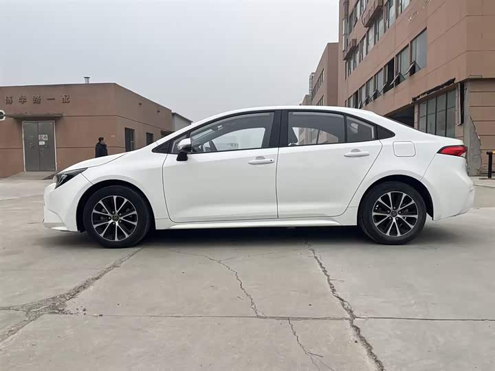 Фото 4 - Toyota Levin