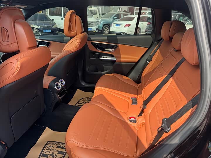 Фото 7 - Mercedes-Benz GLC-Class