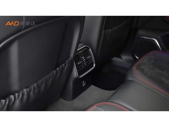 Фото 9 - Porsche Macan