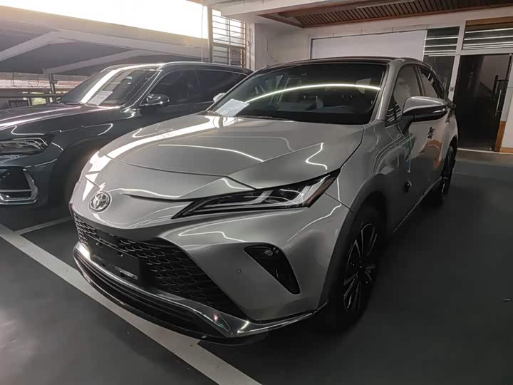 Фото 2 - Toyota Venza