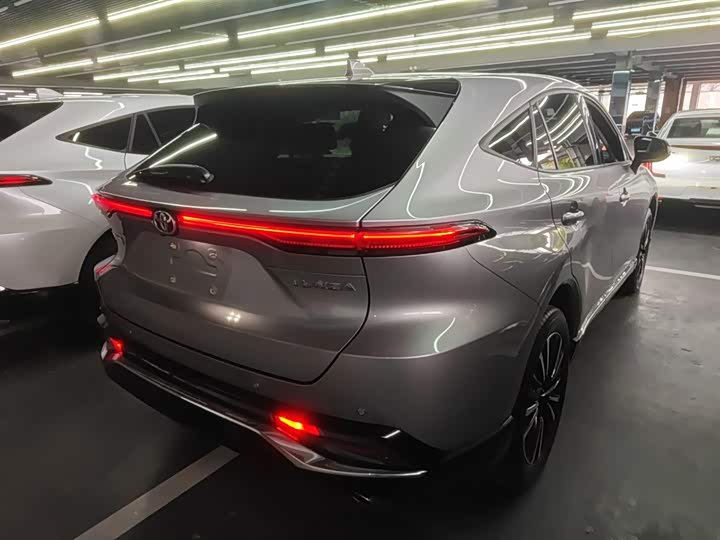 Фото 7 - Toyota Venza