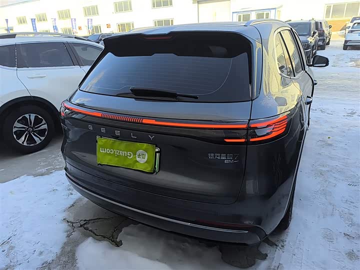 Фото 6 - Geely Galaxy Starship 7