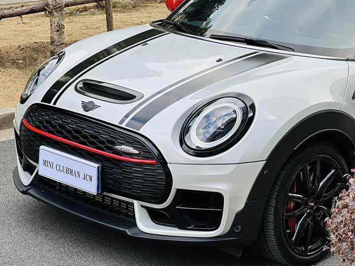 Фото 7 - Mini Clubman JCW