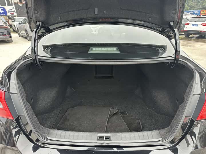 Фото 8 - Nissan Sylphy