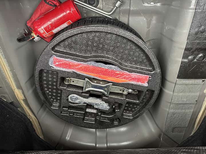 Фото 9 - Nissan Sylphy