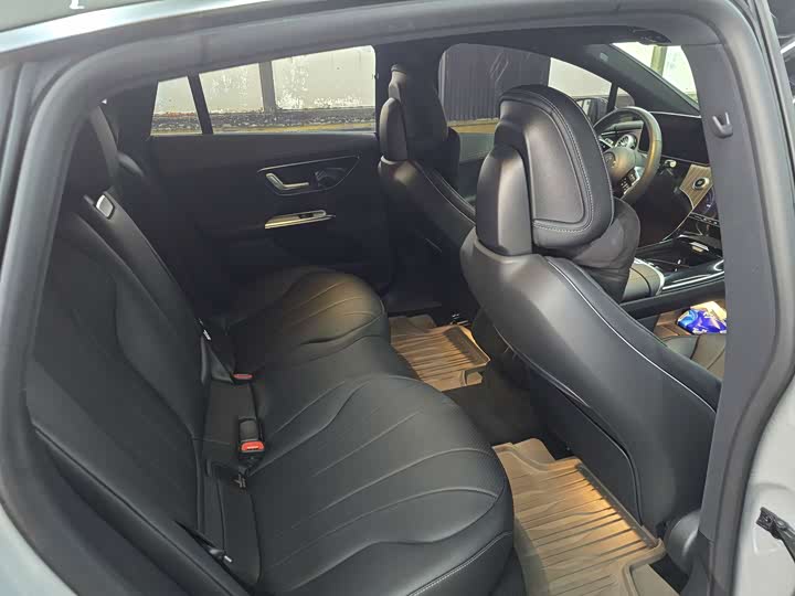 Фото 5 - Mercedes-Benz EQE